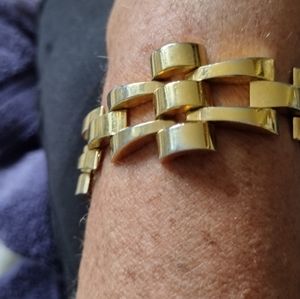 VINTAGE BRACELET SIGNED